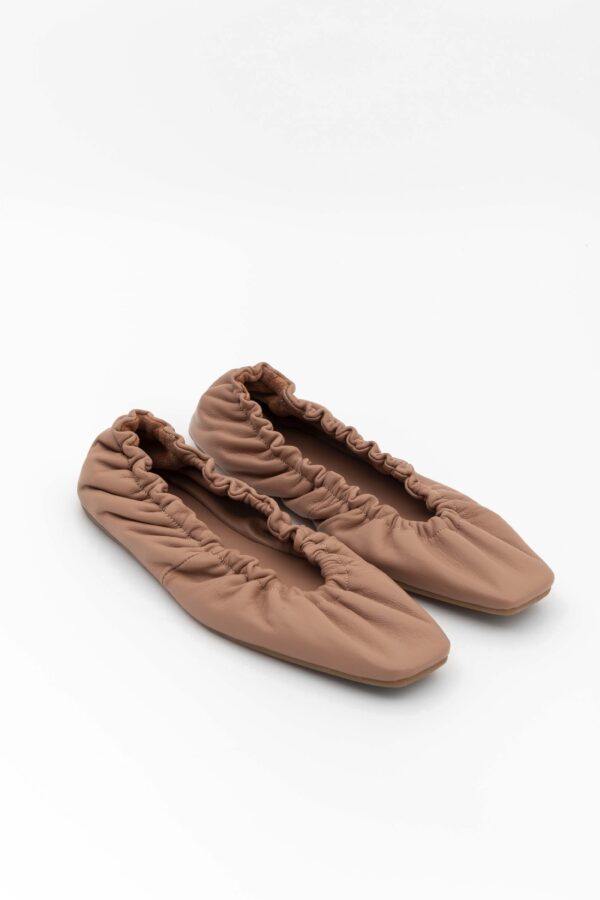 BALLERINA FARD