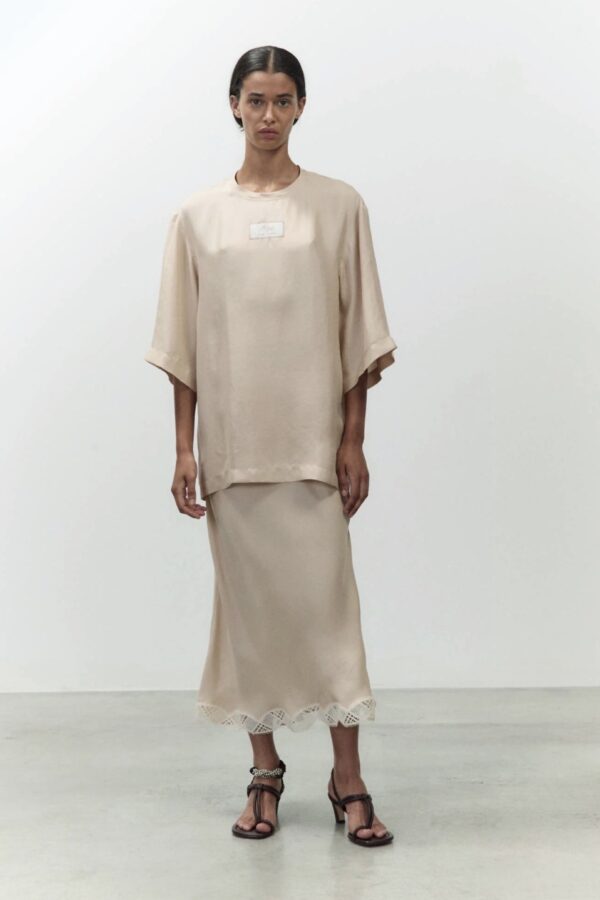 BLUSA OVER PETALO