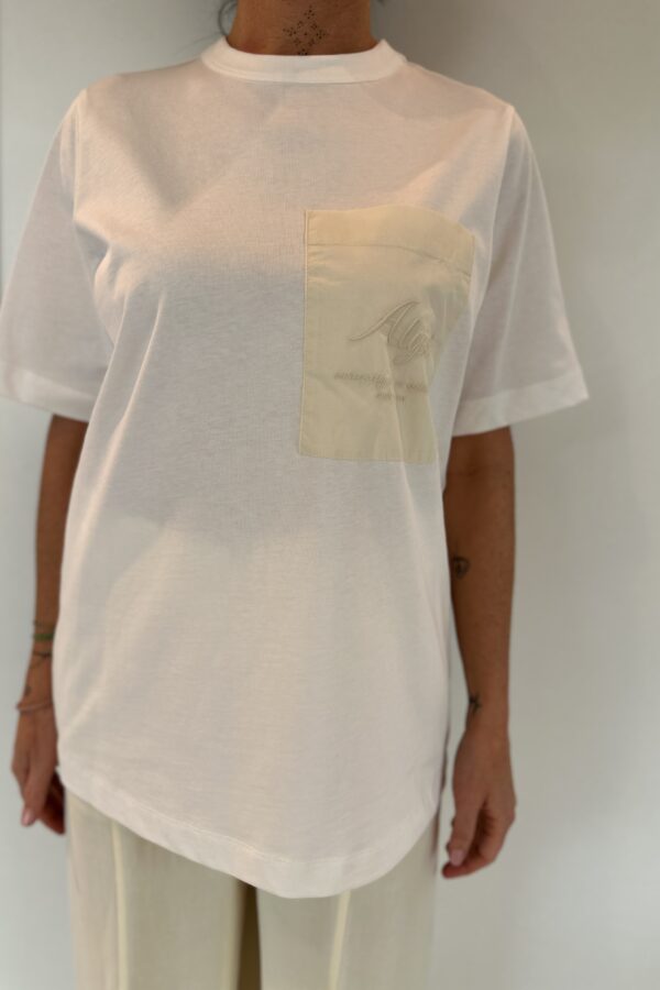 T SHIRT RICAMO LATTE